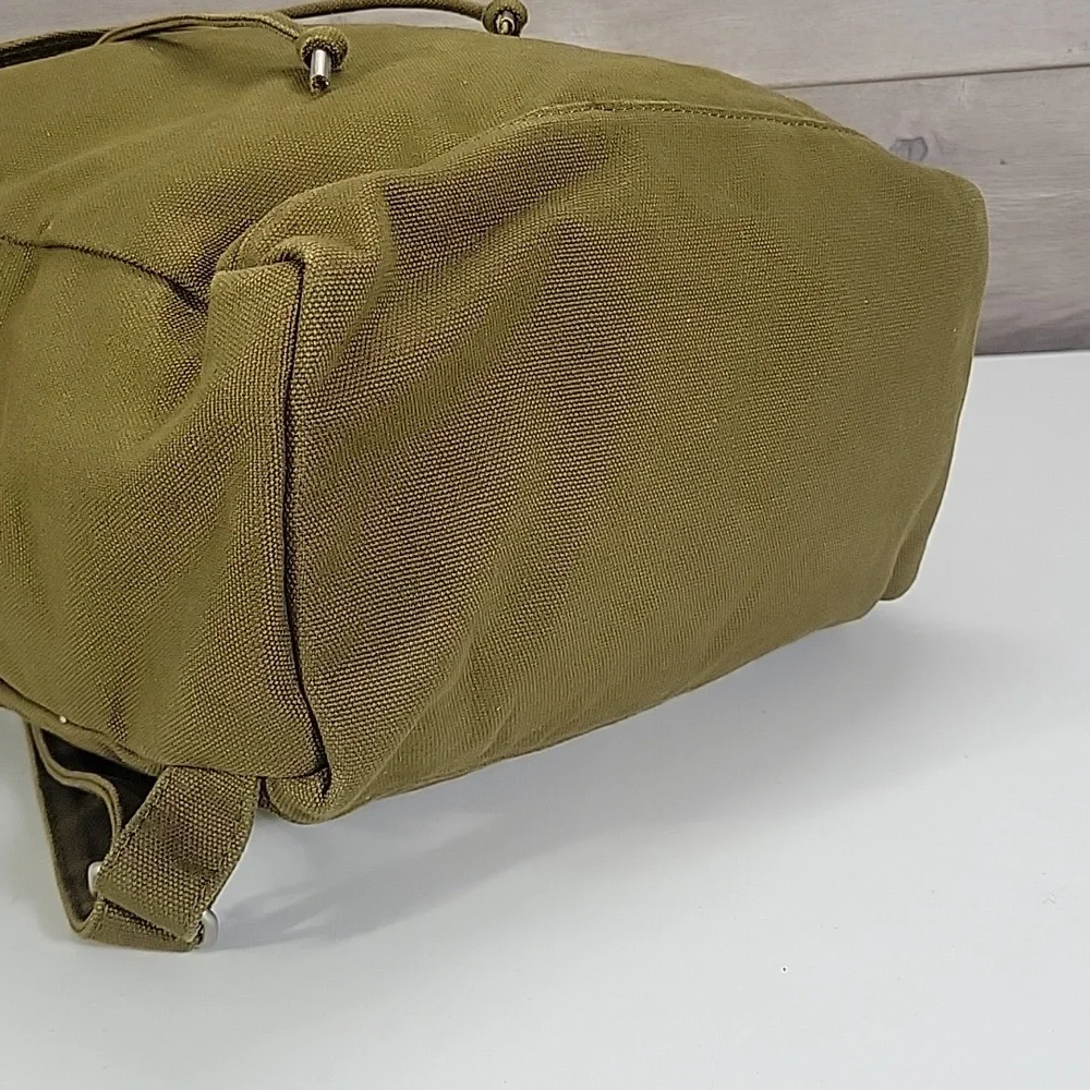 Baggu Olive Green Canvas Drawstring Backpack